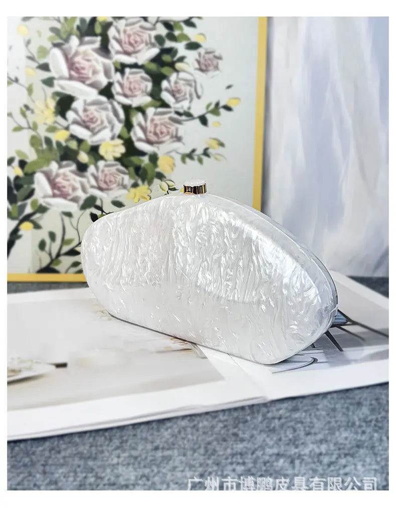 2024 outono nova moda acrílico portátil noite banquete saco de ondulação de água padrão deformado pedra ombro único inclinação cruz