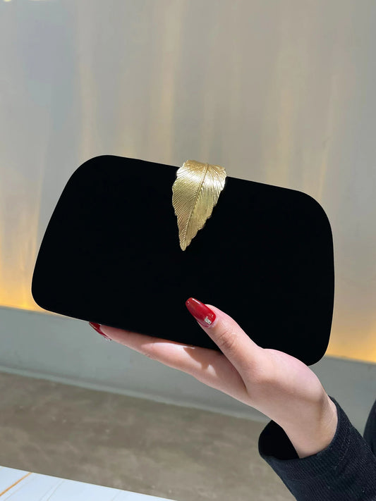Elegance Blondie Clutch
