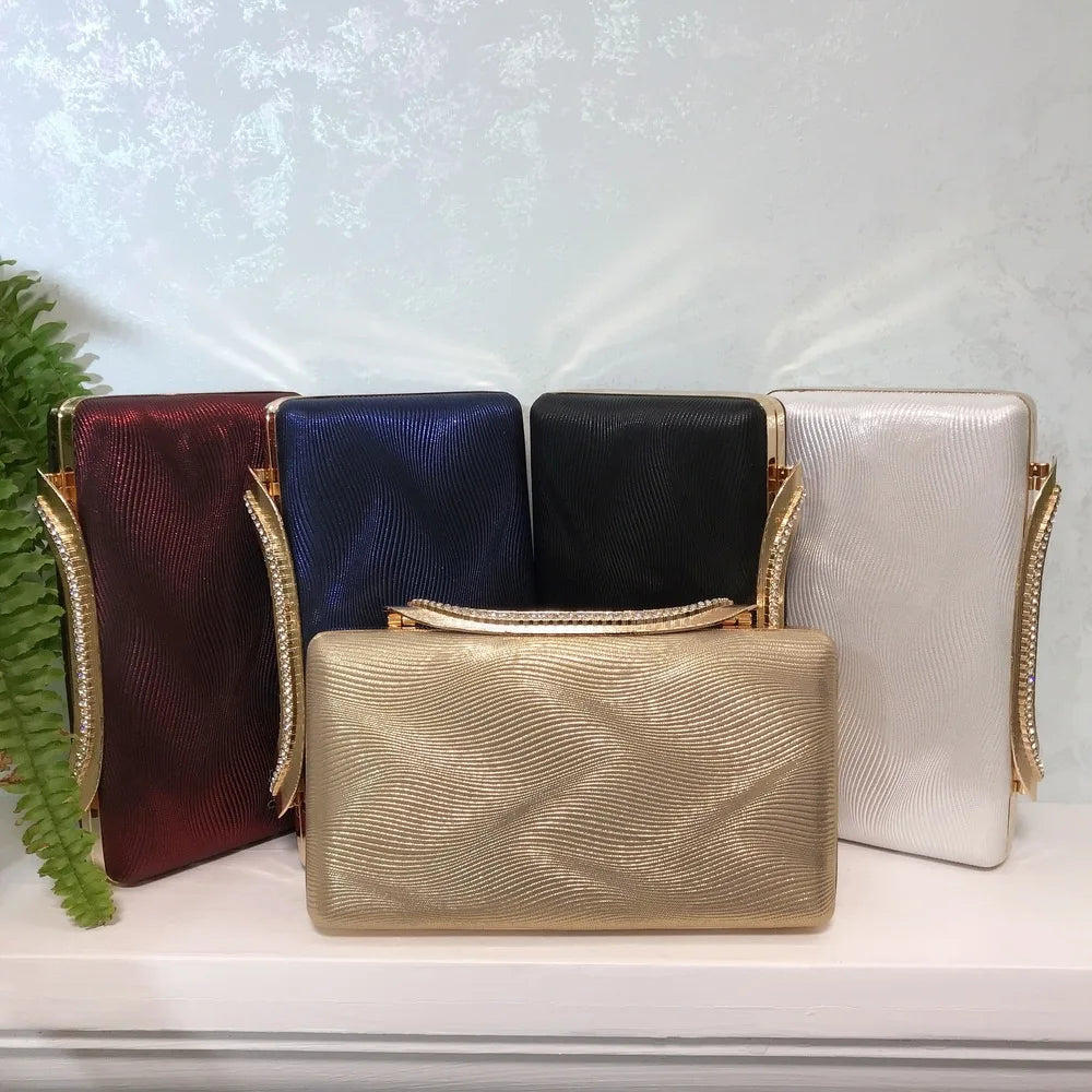 Bolsa de mão feminina elegante, bolsa de mão verde para mãe da noiva/noivo, fivela de strass, superfície plissada, bolsa quadrada