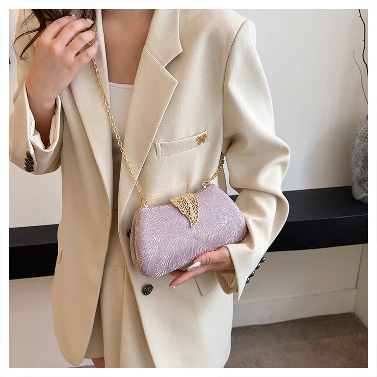 Saco de banquete de fivela de folha elegante, Bolsa portátil com corrente versátil, Vestido Cruz Diagonal, Novo, 2024