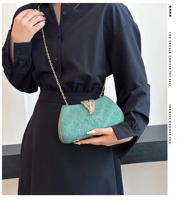 Saco de banquete de fivela de folha elegante, Bolsa portátil com corrente versátil, Vestido Cruz Diagonal, Novo, 2024