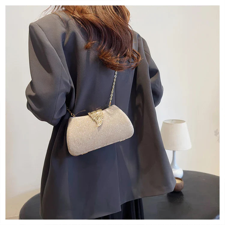 Saco de banquete de fivela de folha elegante, Bolsa portátil com corrente versátil, Vestido Cruz Diagonal, Novo, 2024